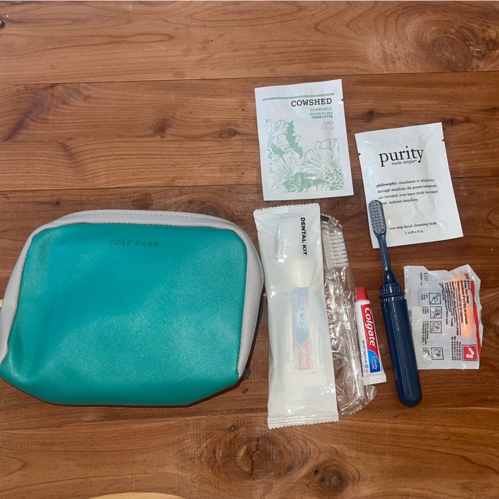 Cole Haan travel amenity kit from AA Pouch‎ Toiletries